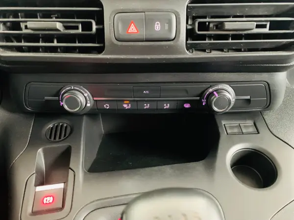 Toyota Proace 1.5D L2 Comfort 31