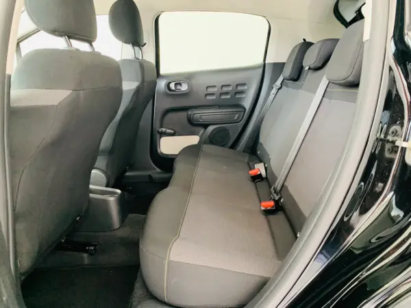 Citroën C3 1.2 PureTech Shine 26