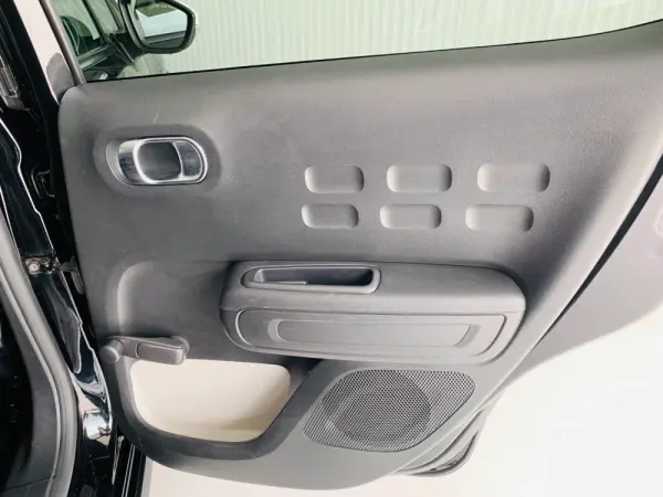 Citroën C3 1.2 PureTech Shine 31