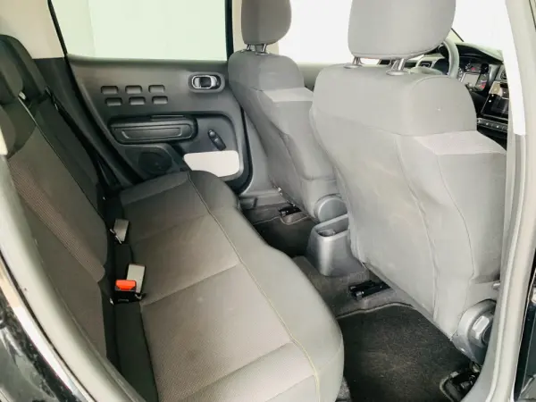 Citroën C3 1.2 PureTech Shine 32