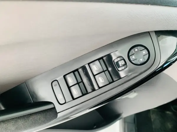 Citroën Grand C4 Spacetourer 1.5 BlueHDi Feel 10