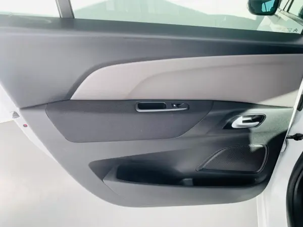 Citroën Grand C4 Spacetourer 1.5 BlueHDi Feel 29