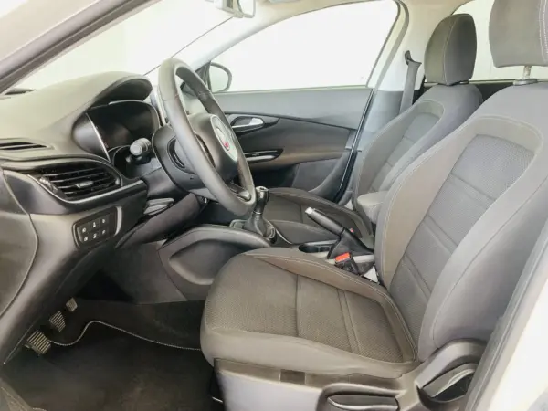 Fiat Tipo Station Wagon 1.3 M-Jet Lounge J17 9