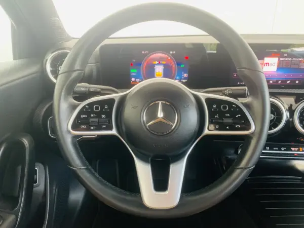 Mercedes-Benz A 250 e Progressive 10