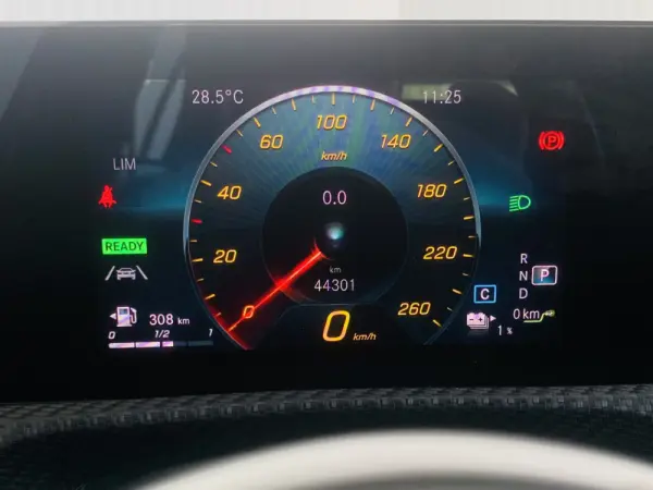 Mercedes-Benz A 250 e Progressive 15