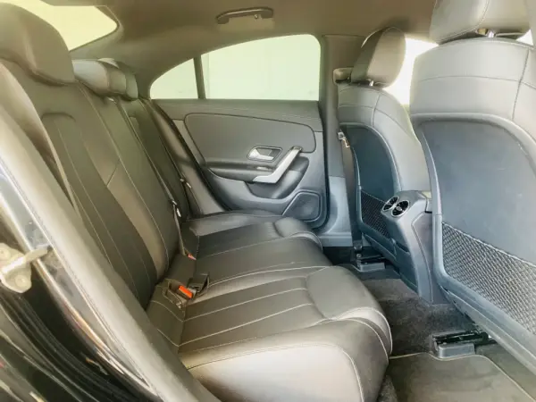 Mercedes-Benz CLA 180 d 7G-DCT Edition 1 39