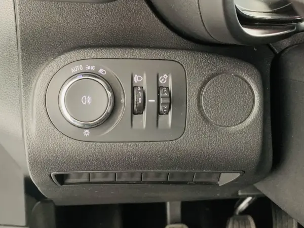 Opel Combo Life 1.5 CDTi L1H1 Enjoy 12