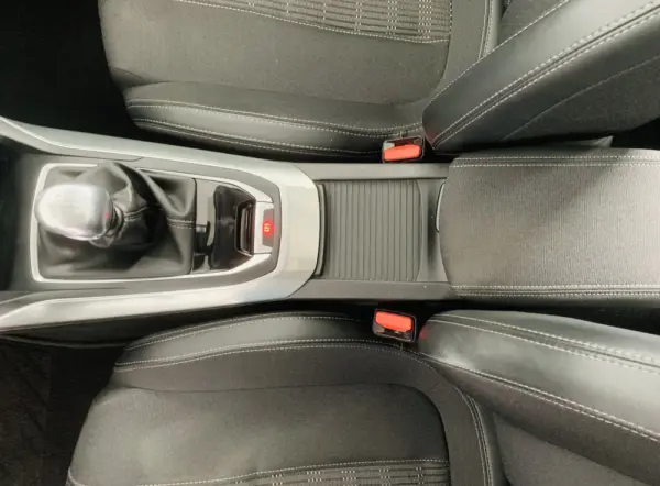 Peugeot 308 SW 1.5 BlueHDi Allure 26