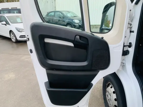 Peugeot Boxer 2.2 BlueHDi 335 L3 CD 10