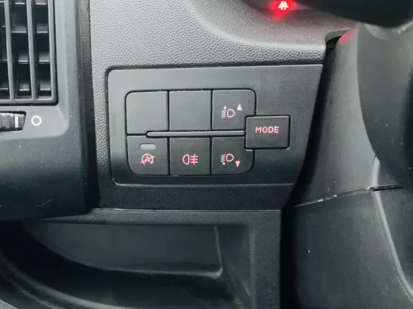 Peugeot Boxer 2.2 BlueHDi 335 L3 CD 13