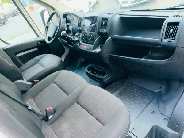 Peugeot Boxer 2.2 BlueHDi 335 L3 CD 24