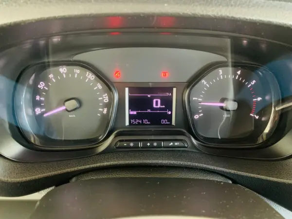 Peugeot Expert 1.5 BlueHDi L2H1 Semi-Vidrado 14