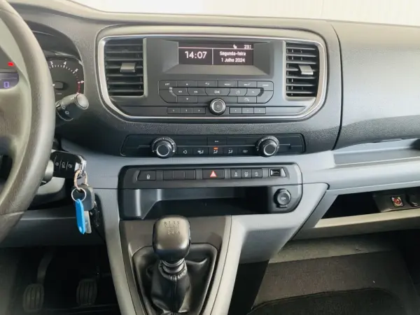 Peugeot Expert 1.5 BlueHDi L2H1 Semi-Vidrado 15