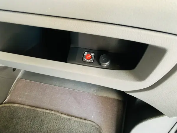 Peugeot Expert 1.5 BlueHDi L2H1 Semi-Vidrado 23