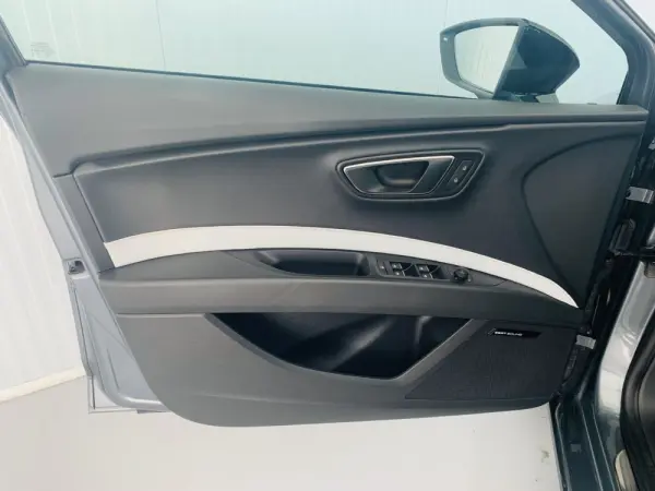 SEAT Leon ST Outro 6