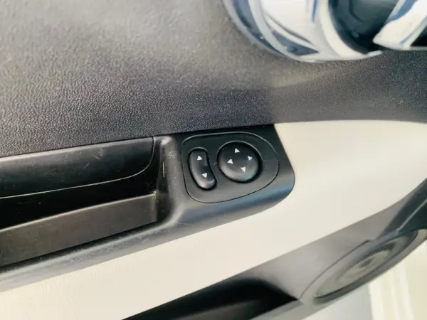 Fiat 500 1.0 Hybrid Dolcevita 7