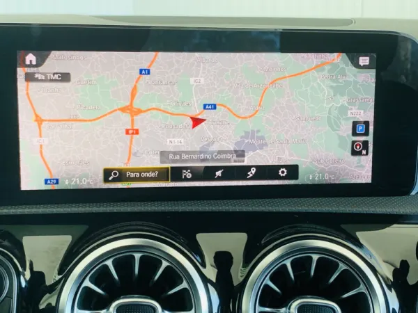 Mercedes-Benz A 180 Limousine d AMG Line 18