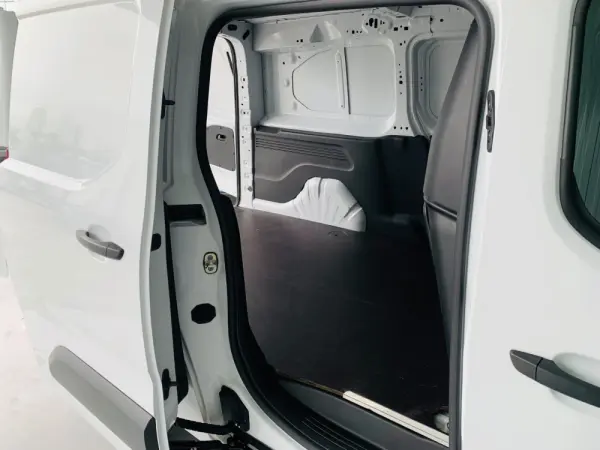 Toyota Proace 1.5D L2 Comfort 9