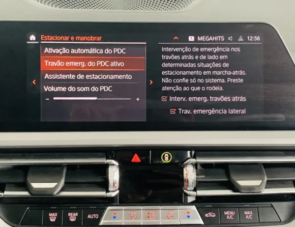 BMW 318 d Touring Auto 27