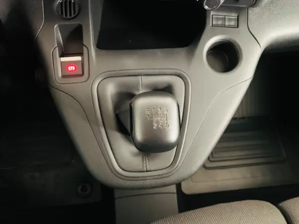 Toyota Proace 1.5D L2 Comfort 32