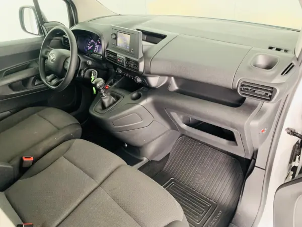 Toyota Proace 1.5D L2 Comfort 16