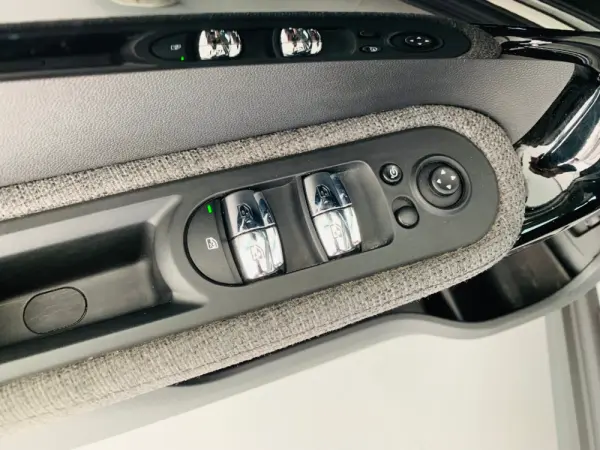 MINI Countryman Cooper SE ALL4 Auto 6