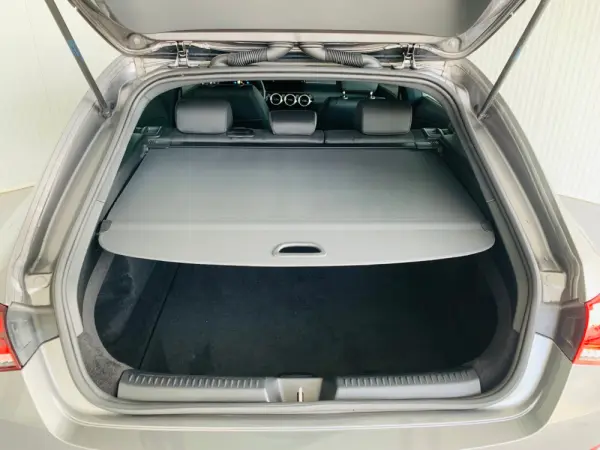 Mercedes-Benz CLA 180 7G-DCT Progressive 36