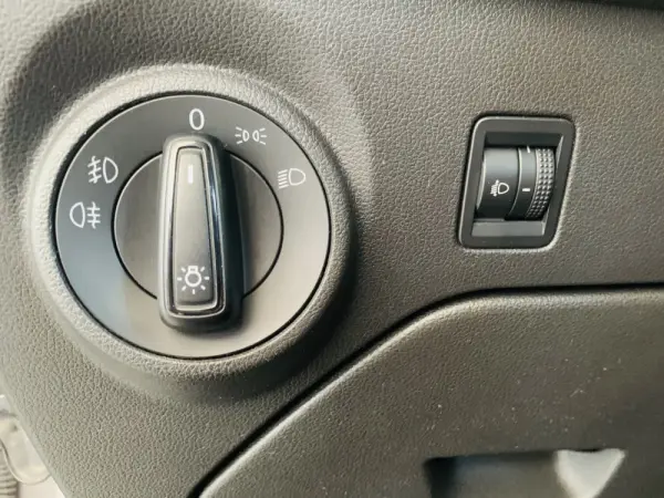 SEAT Leon 1.6 TDi Style 9