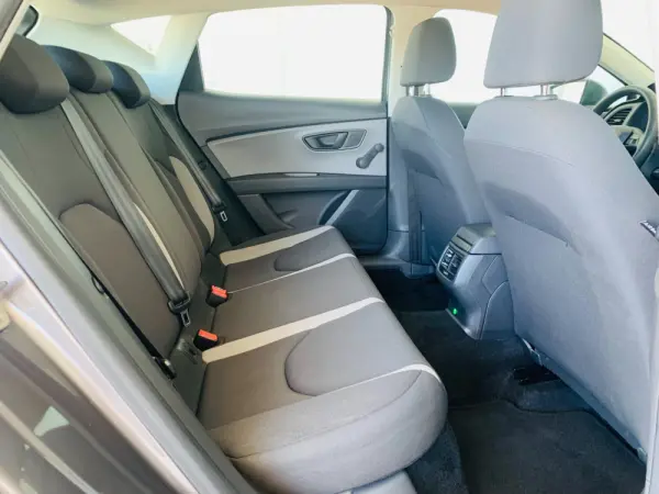 SEAT Leon 1.6 TDi Style 31