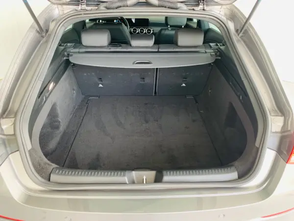 Mercedes-Benz CLA 180 7G-DCT Progressive 37