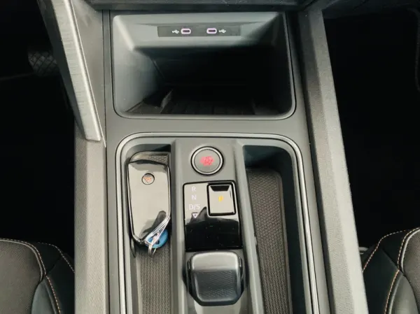 Cupra Formentor 1.4 e-Hybrid DSG 38