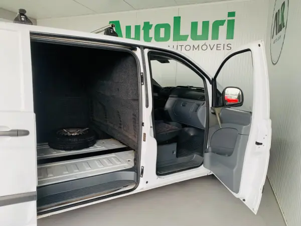 Mercedes-Benz Vito 109 CDI 8