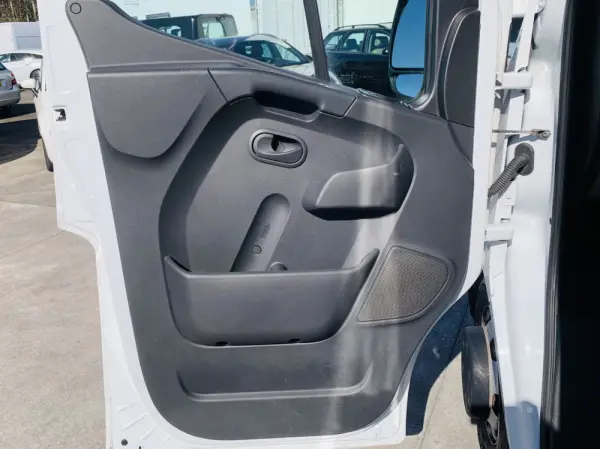 Renault Master 2.3 dCi L3H2 3.5T RD 12