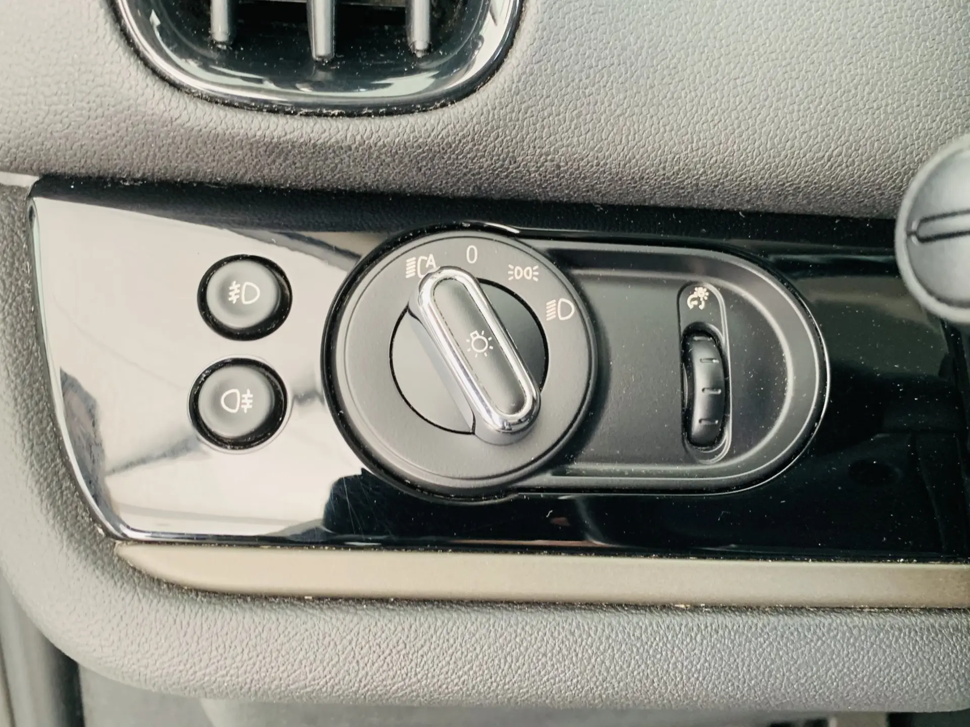 MINI Countryman Cooper SE ALL4 Auto 9