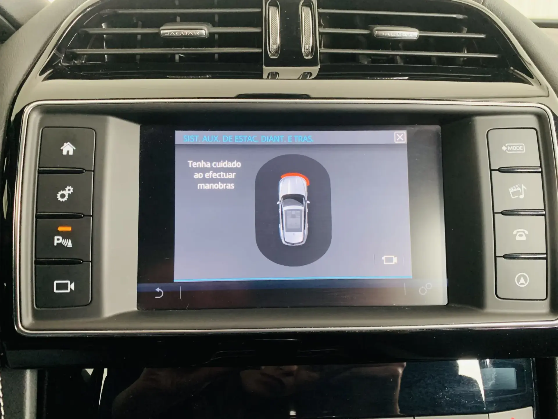 Jaguar F-Pace 2.0 i4D R-Sport AWD 21