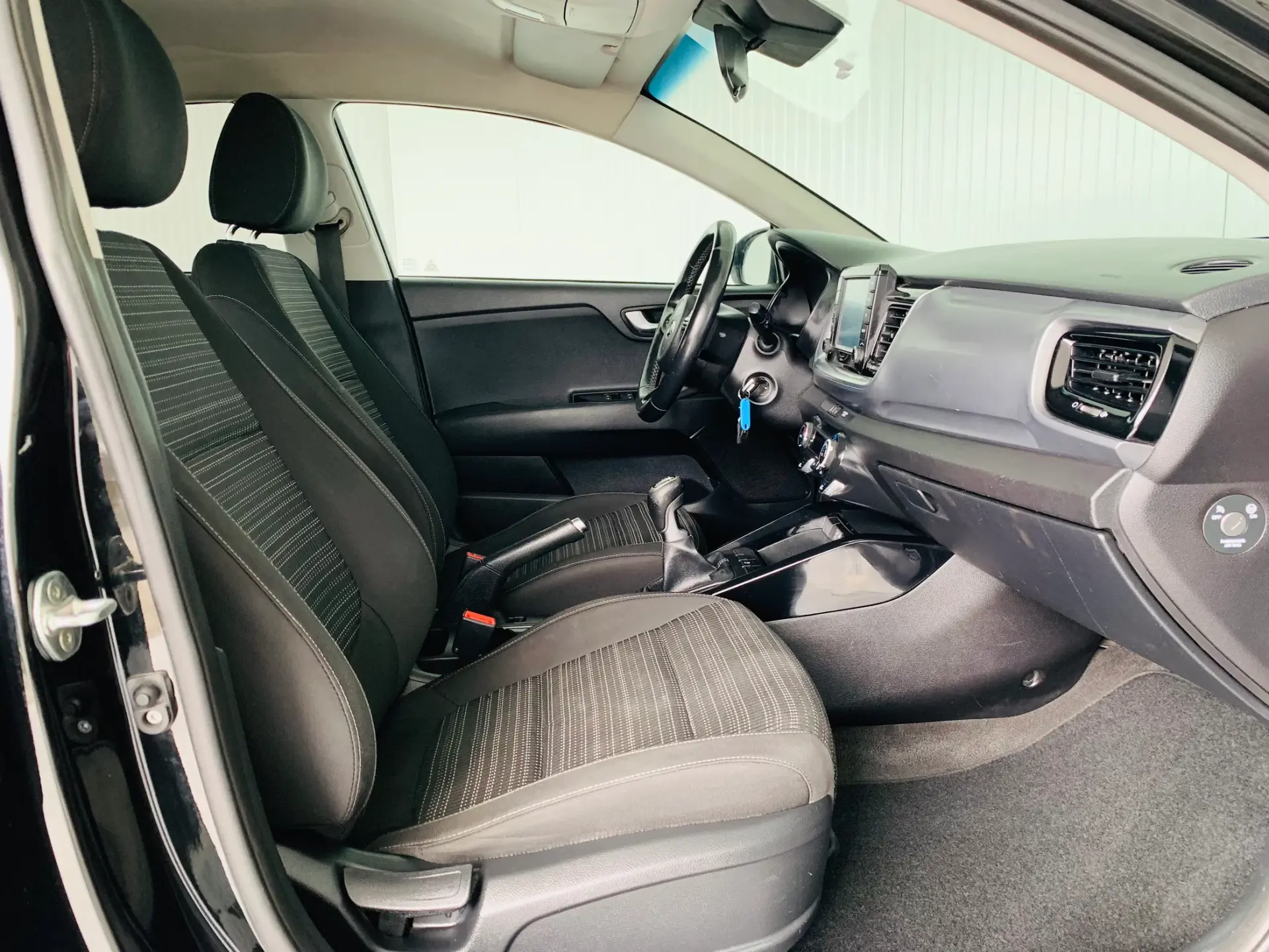 Kia Stonic 1.0 T-GDi EX 37