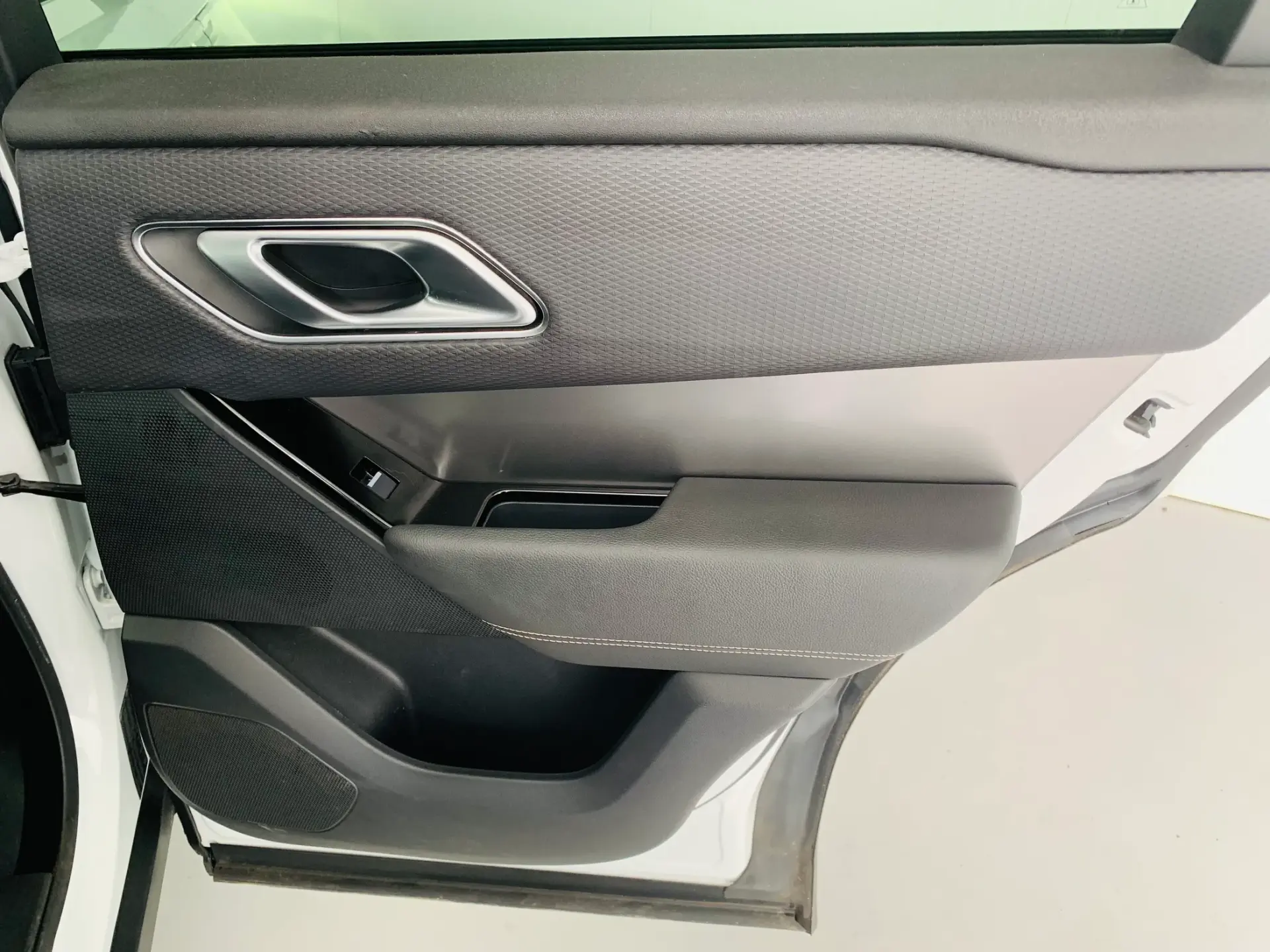 Land Rover Range Rover Velar 2.0 P400e AWD S 41