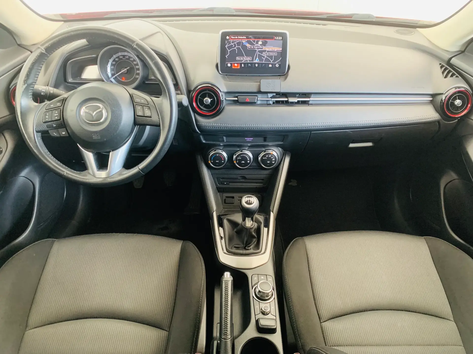 Mazda CX-3 1.5 Sky.Excellence Navi 29