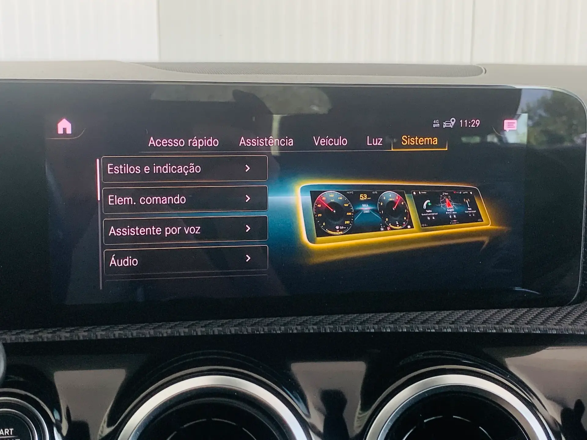 Mercedes-Benz A 250 e Progressive 21