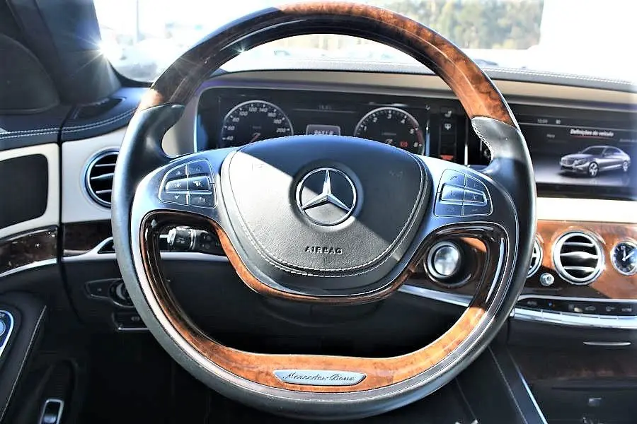 Mercedes-Benz S 300 BlueTEC Hybrid Longo 8