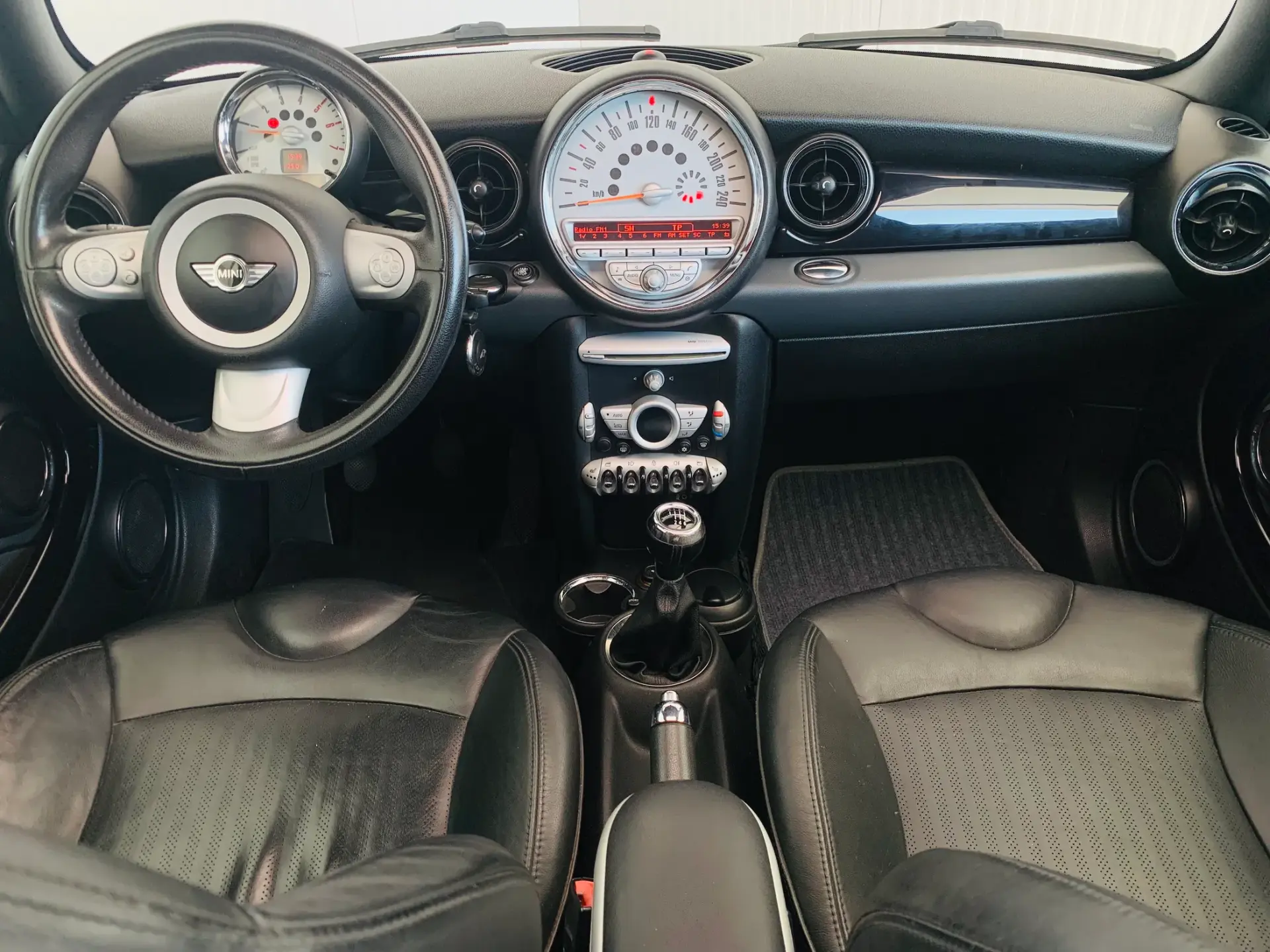 MINI Clubman Cooper D 11