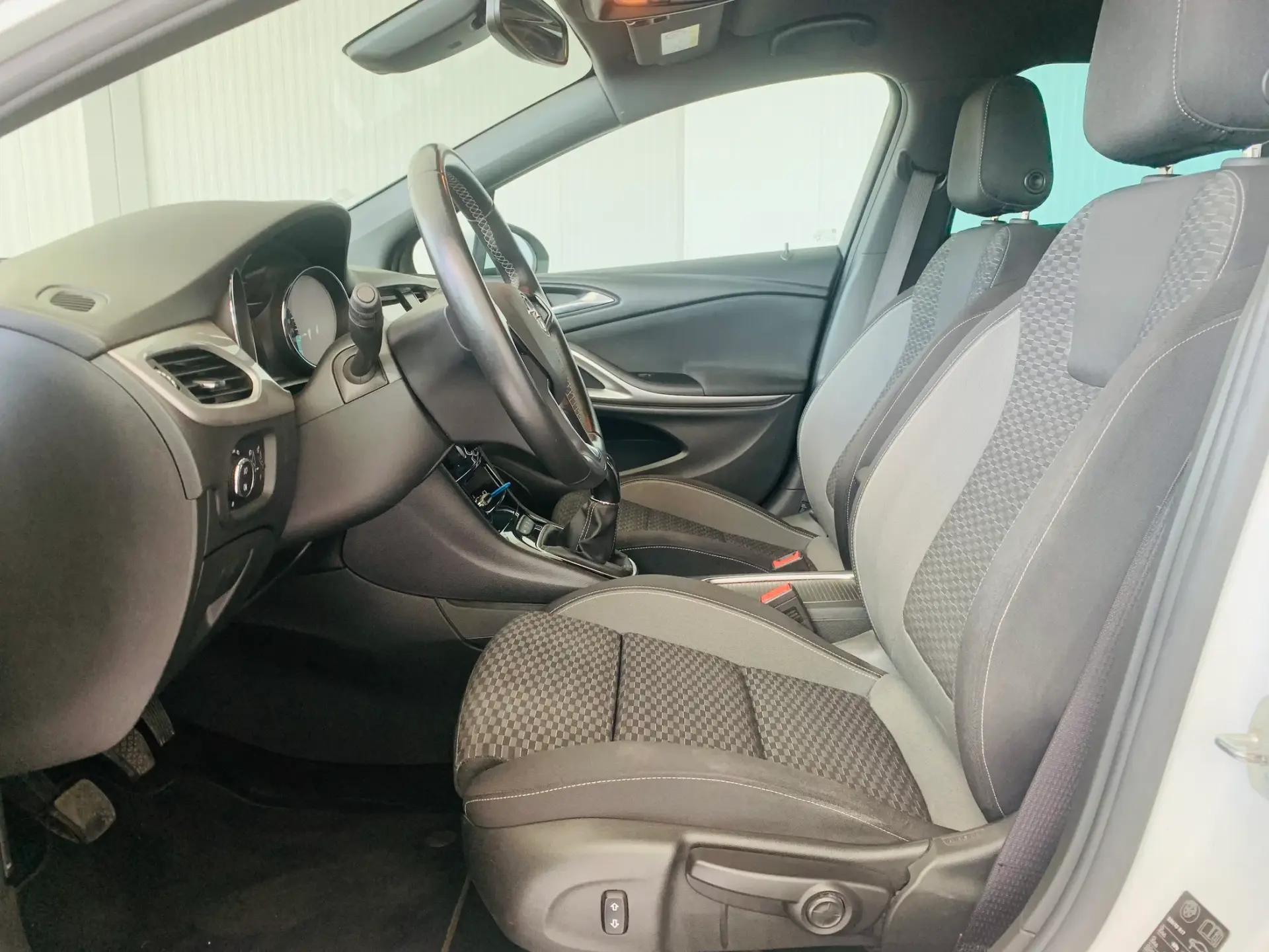 Opel Astra Sports Tourer 1.5 D GS Line S/S 9