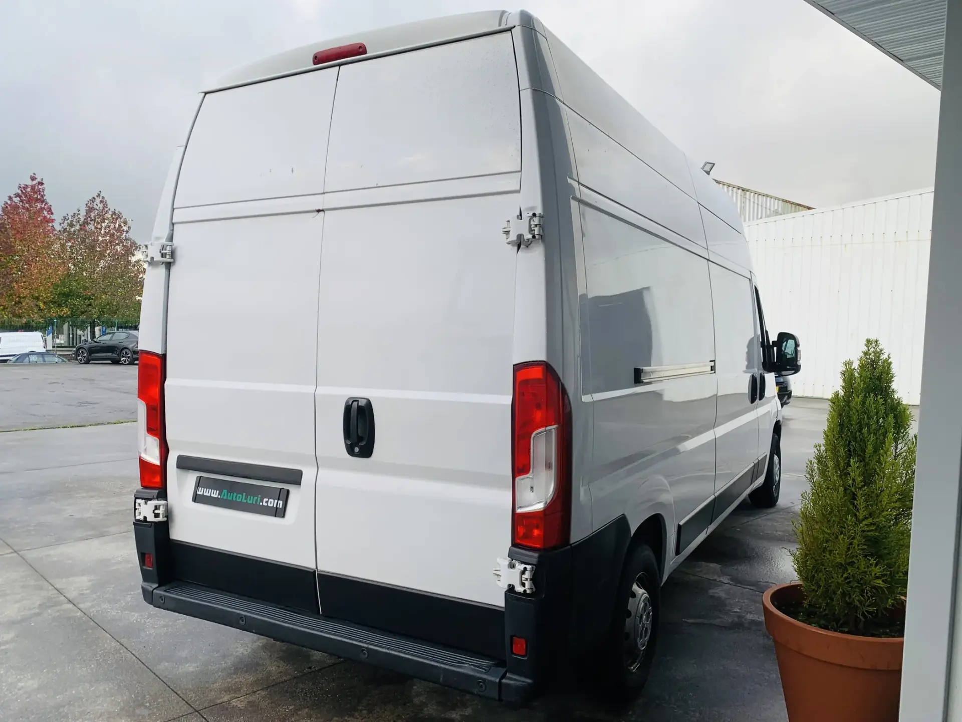 Peugeot Boxer 2.2 BlueHDi 335 L3 CD 6