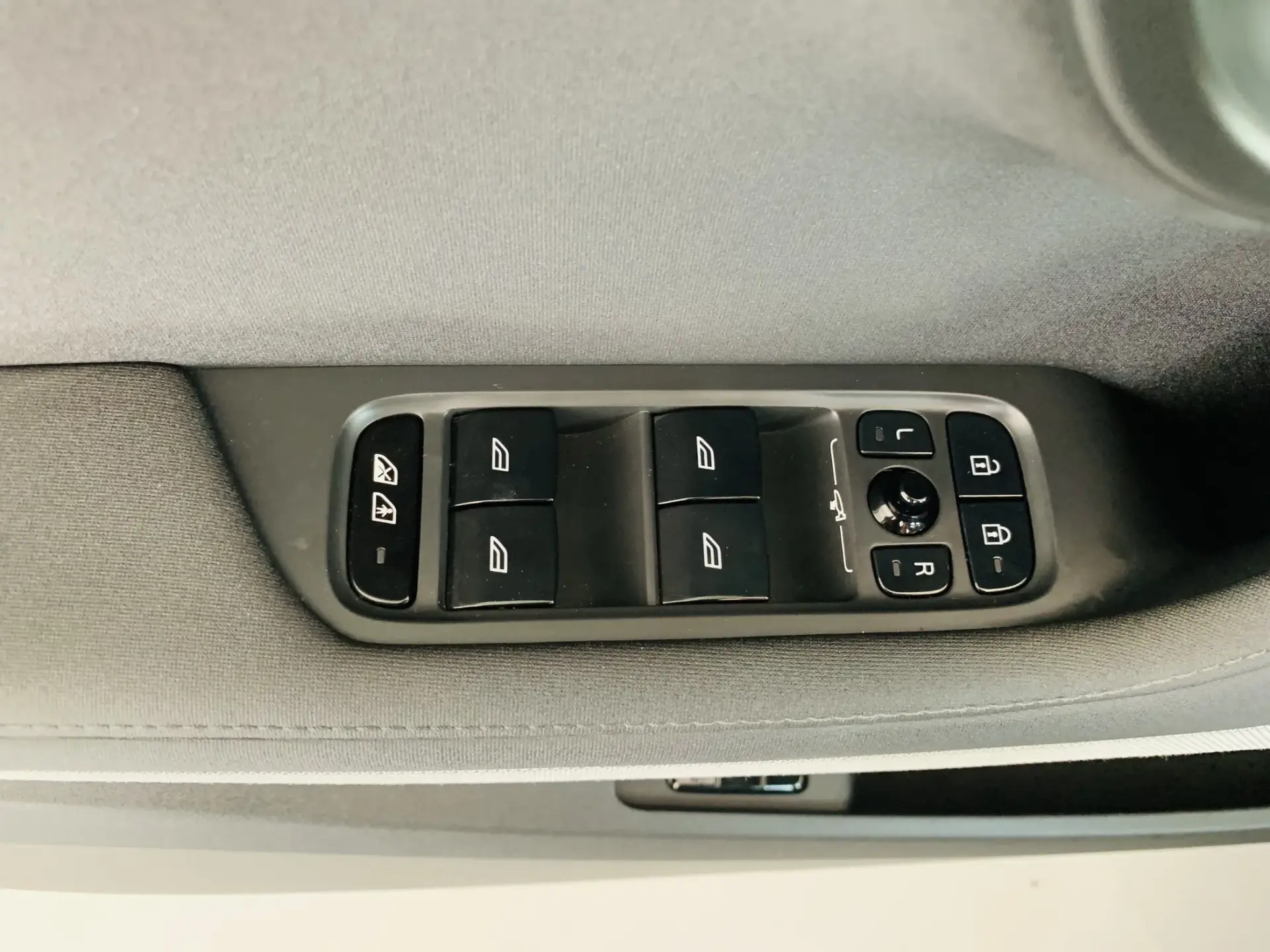 Polestar 2 Long Range 78 kWh AWD 7