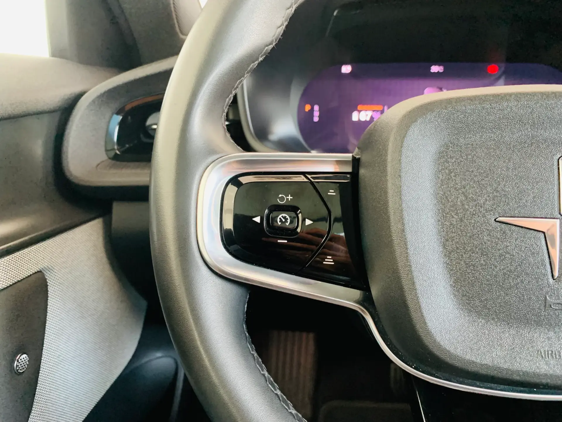 Polestar 2 Long Range 78 kWh AWD 16