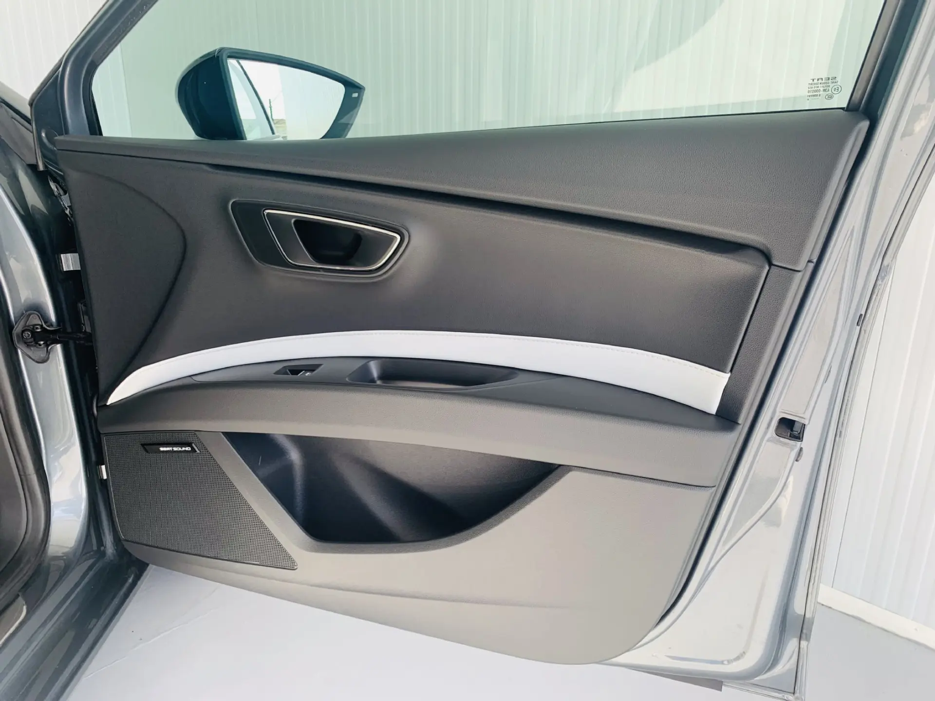 SEAT Leon ST Outro 36