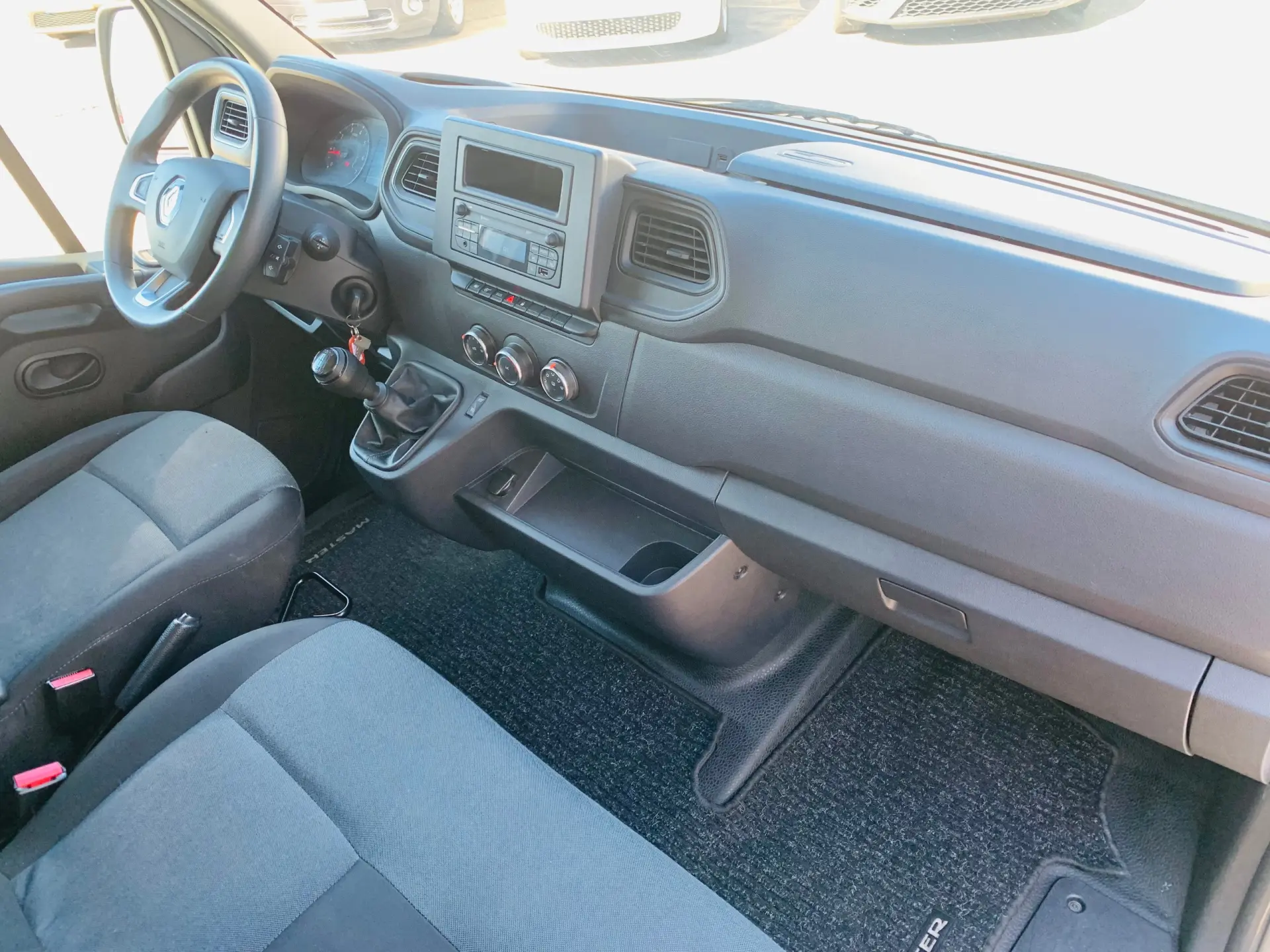 Renault Master 2.3 dCi L3H2 3.5T RD 32