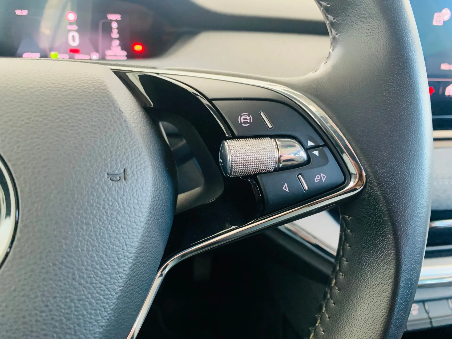 Skoda Enyaq iV 60 14