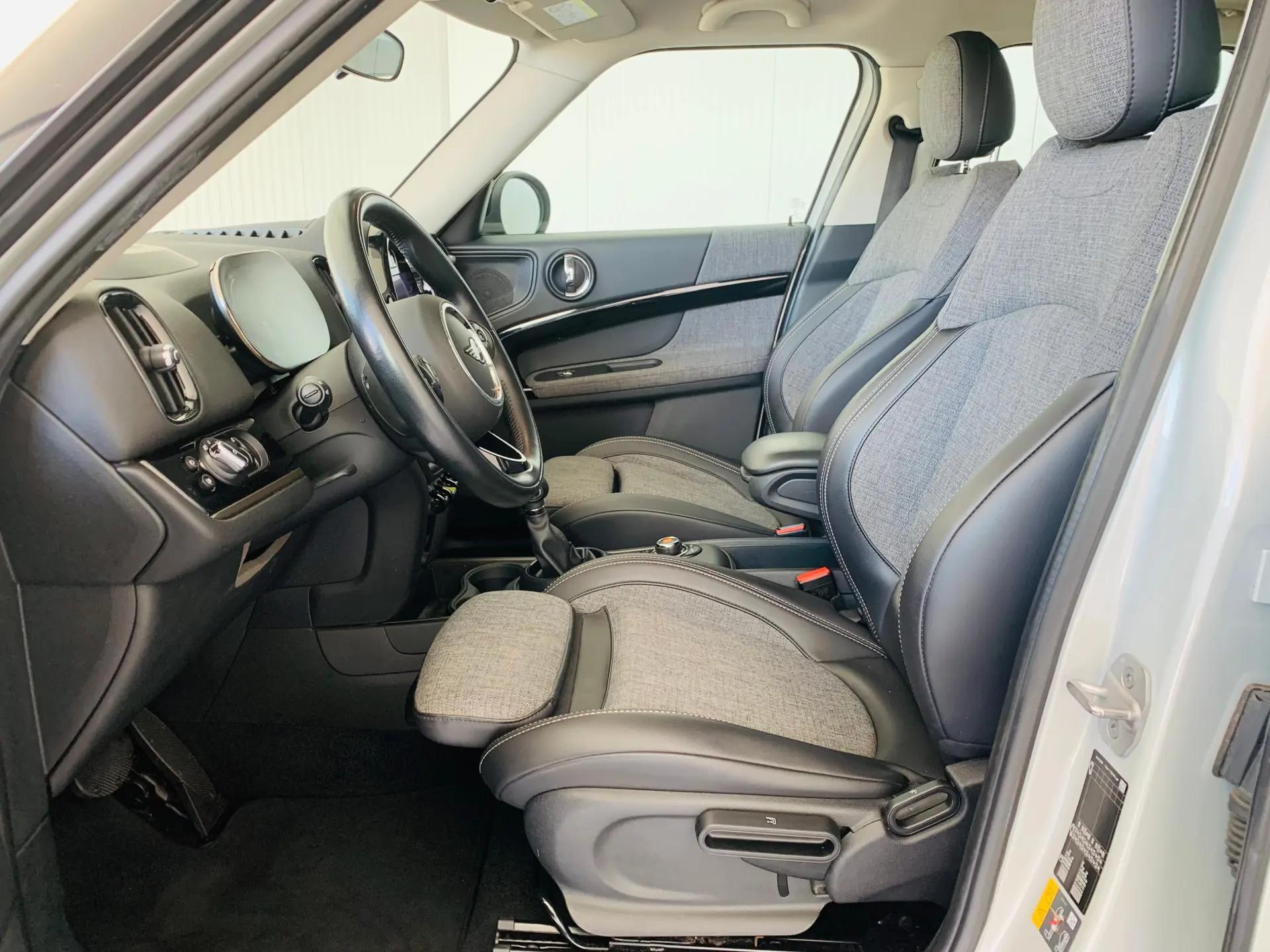 MINI Countryman Cooper SE ALL4 Auto 7