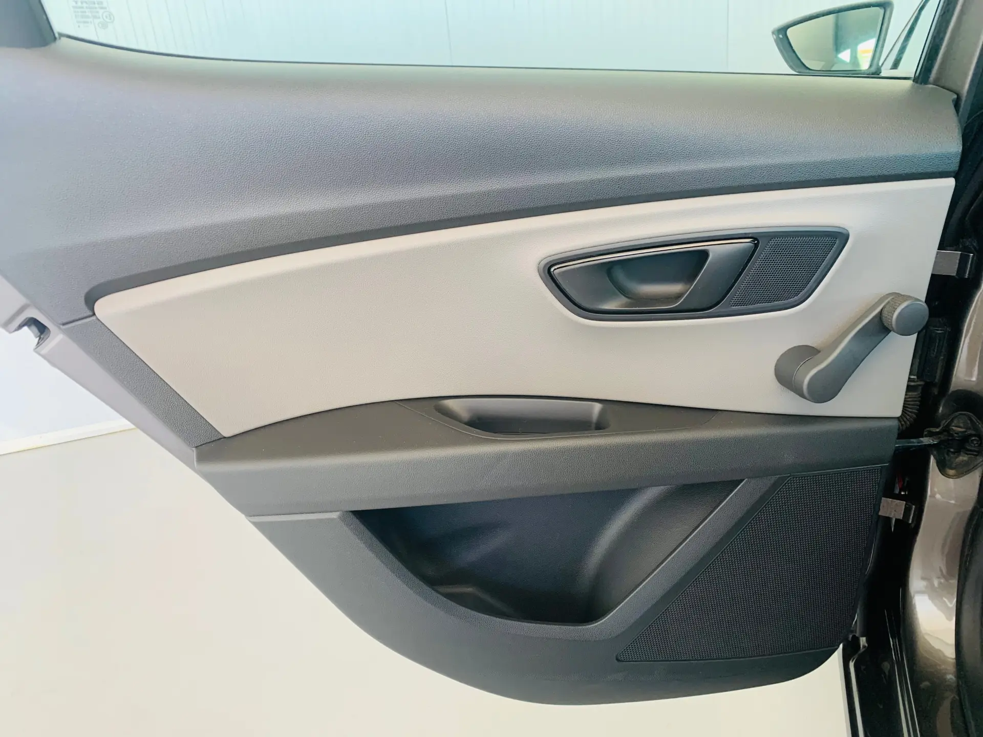 SEAT Leon 1.6 TDi Style 23